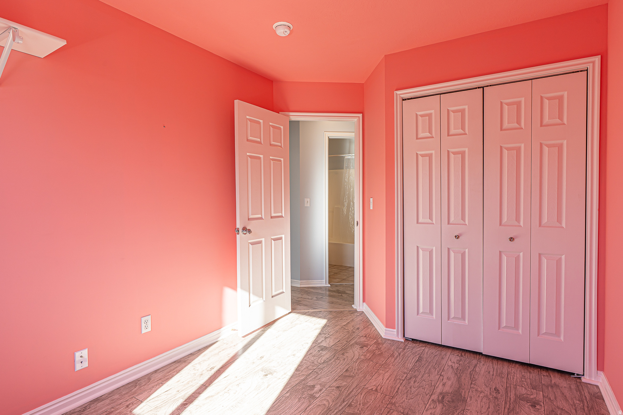 VICTORIAN VILLAGE - Residential