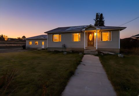 Homes For Sale - 165 Main St. St<br/> Georgetown, ID 83239