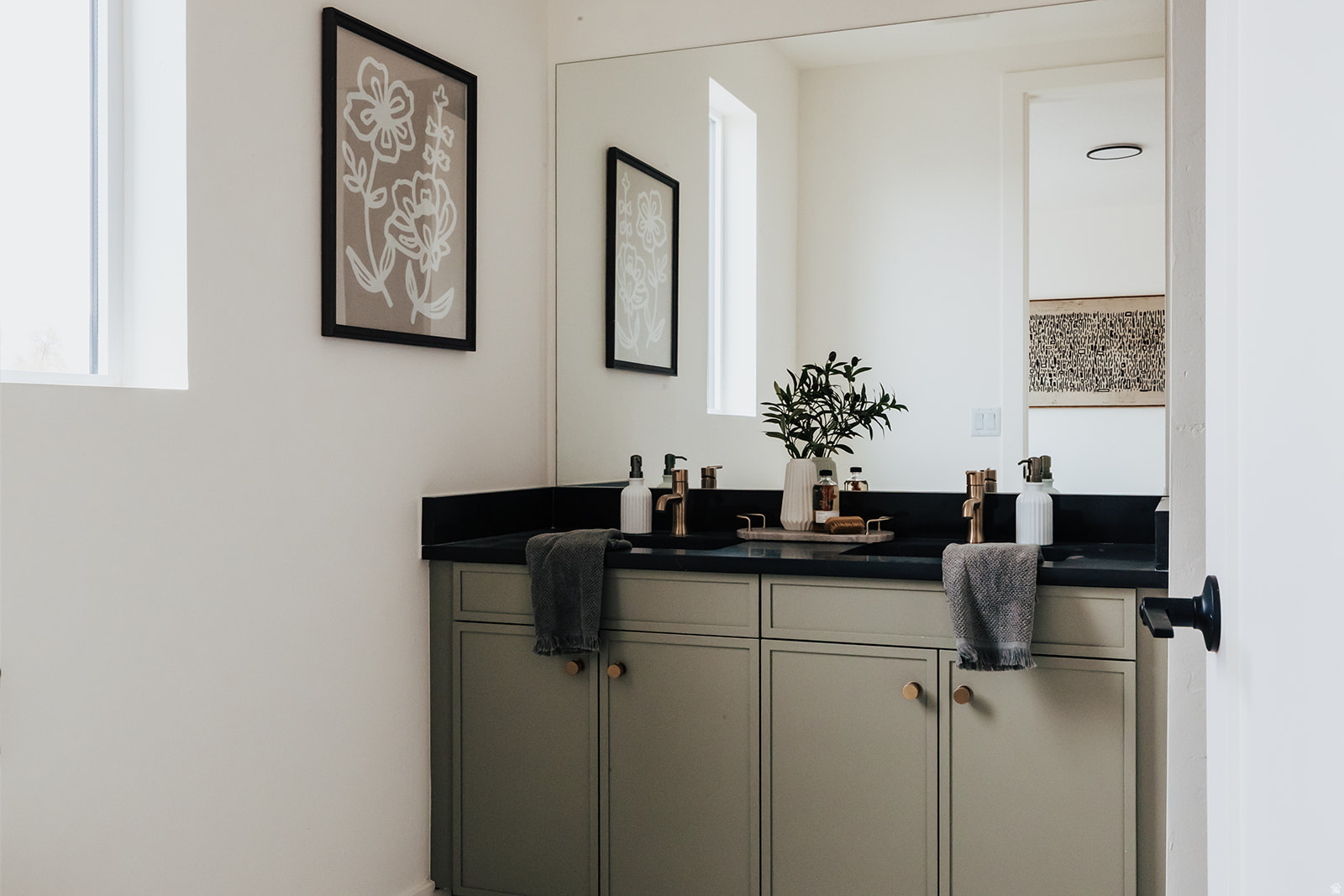 RESIDENCES ON 9TH - Residential