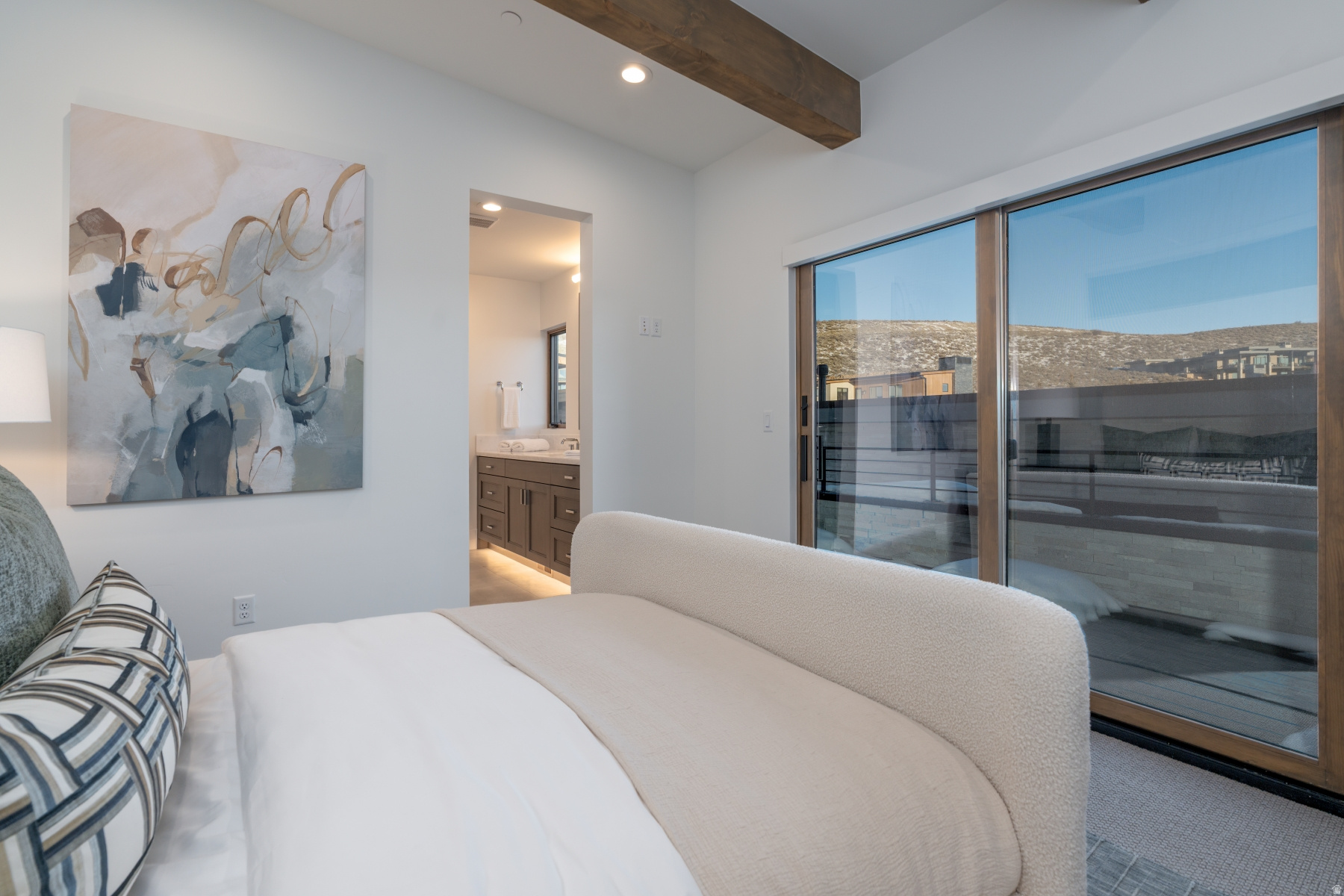 CLUBHOUSE VILLAS - Residential