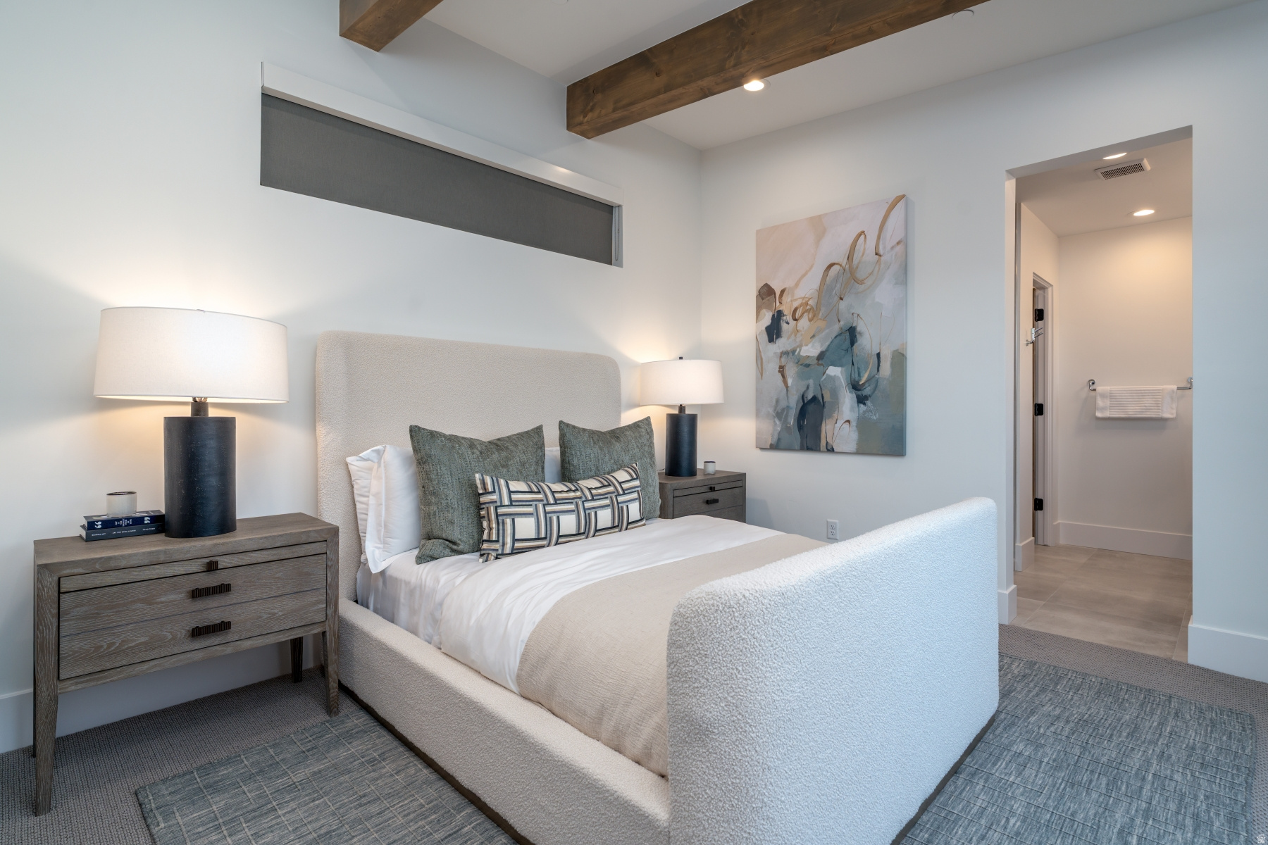 CLUBHOUSE VILLAS - Residential