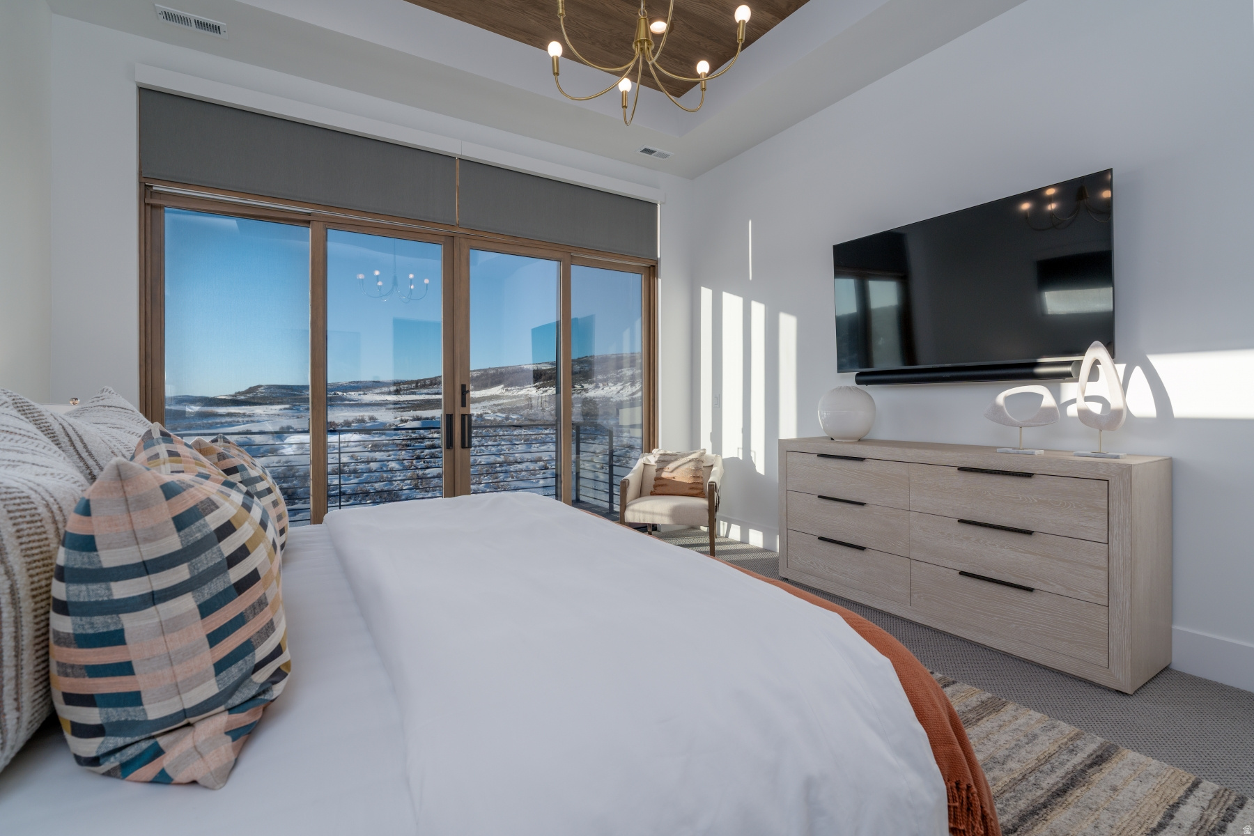 CLUBHOUSE VILLAS - Residential