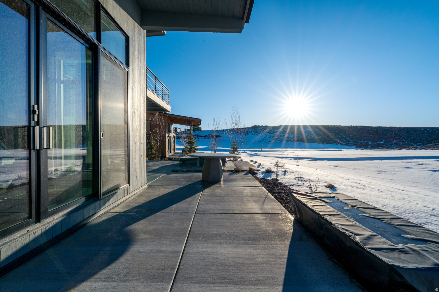 CLUBHOUSE VILLAS - Residential