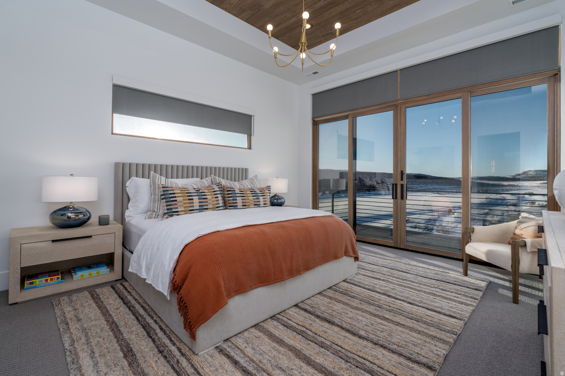 CLUBHOUSE VILLAS - Residential