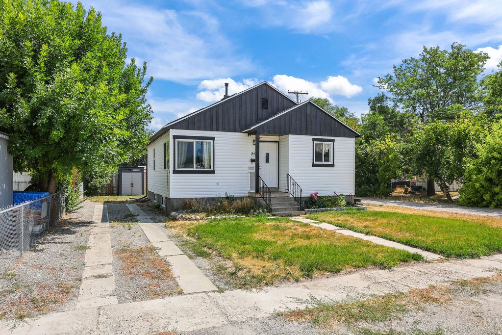 Photo of 25 W 400 S, Tremonton, UT 84337 (MLS # 2140704)