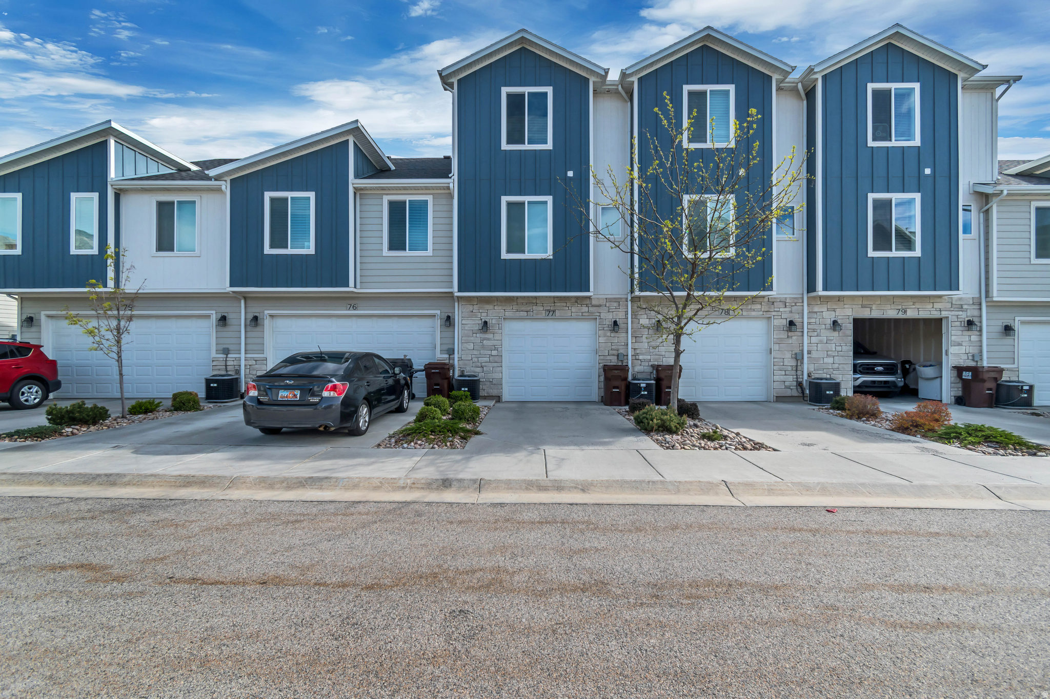 PROMINENCE POINT SUB - Residential