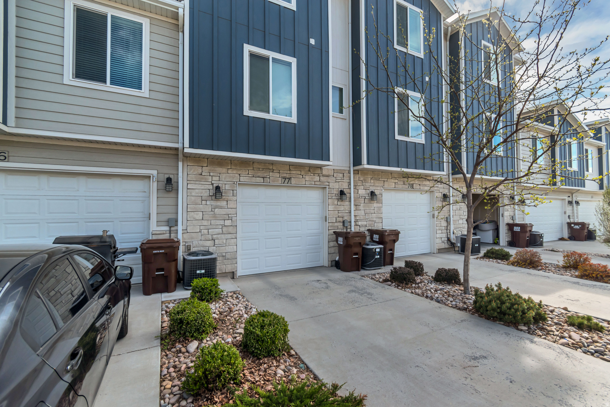 PROMINENCE POINT SUB - Residential