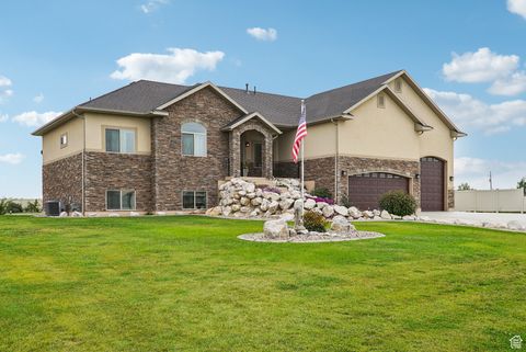 Tiny photo for 4909 W 5850 S, Hooper, UT 84315 (MLS # 2109744)