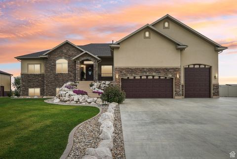 Tiny photo for 4909 W 5850 S, Hooper, UT 84315 (MLS # 2109744)