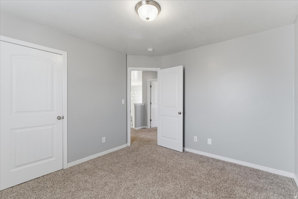 SPRING CREEK RANCH - Residential