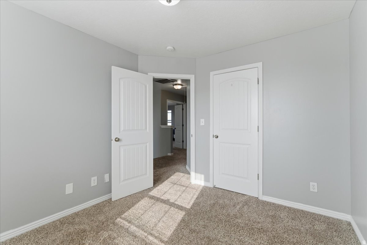 SPRING CREEK RANCH - Residential