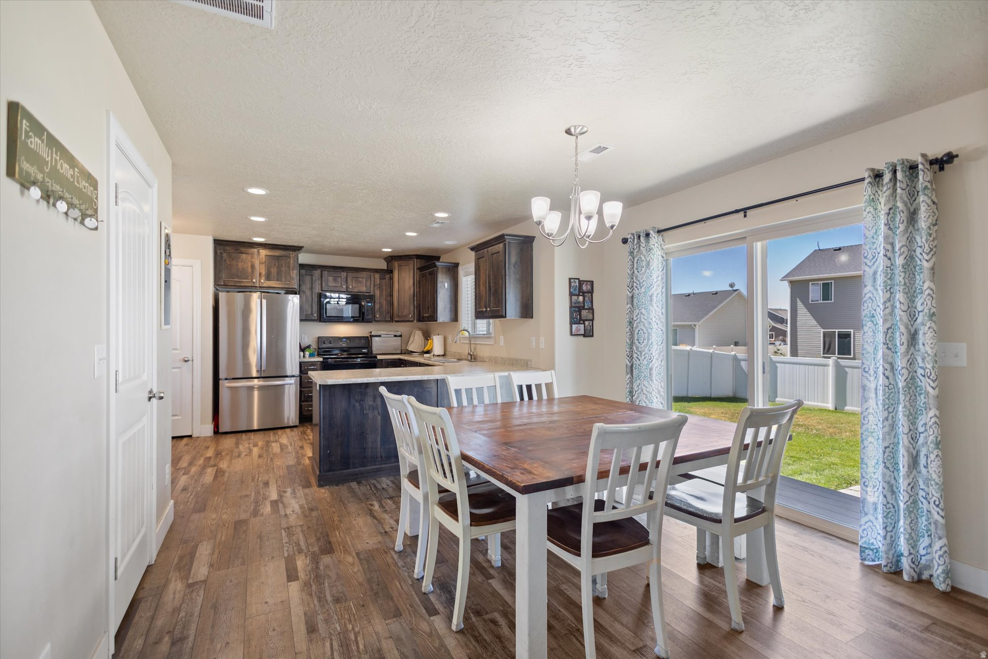 THE ORCHARDS - Residential