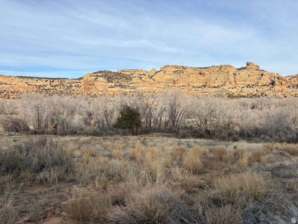 Photo of 5846 N N DRY FORK CANYON RD RD W, Vernal, UT 84078 (MLS # 2132782)