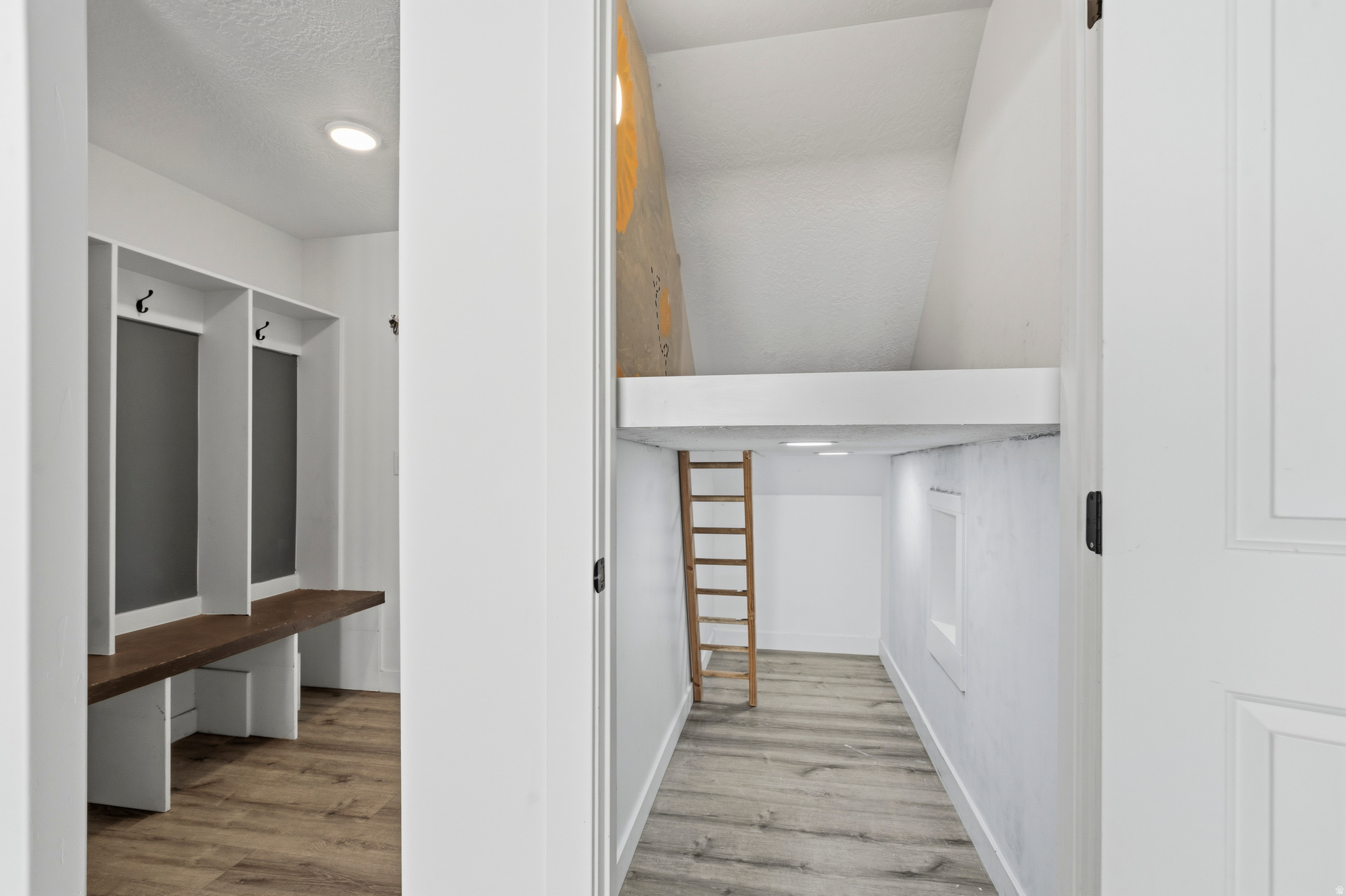WOODLAND VIEW - Residential