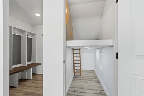 Tiny photo for 244 N 200 E, Salem, UT 84653 (MLS # 2161728)