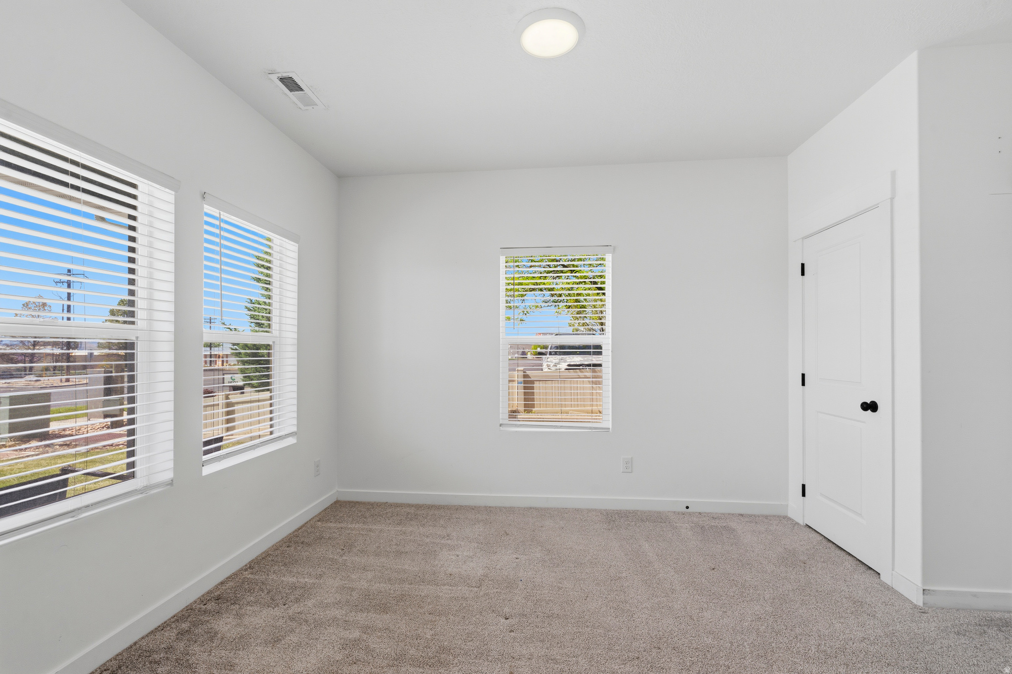 WOODLAND VIEW - Residential