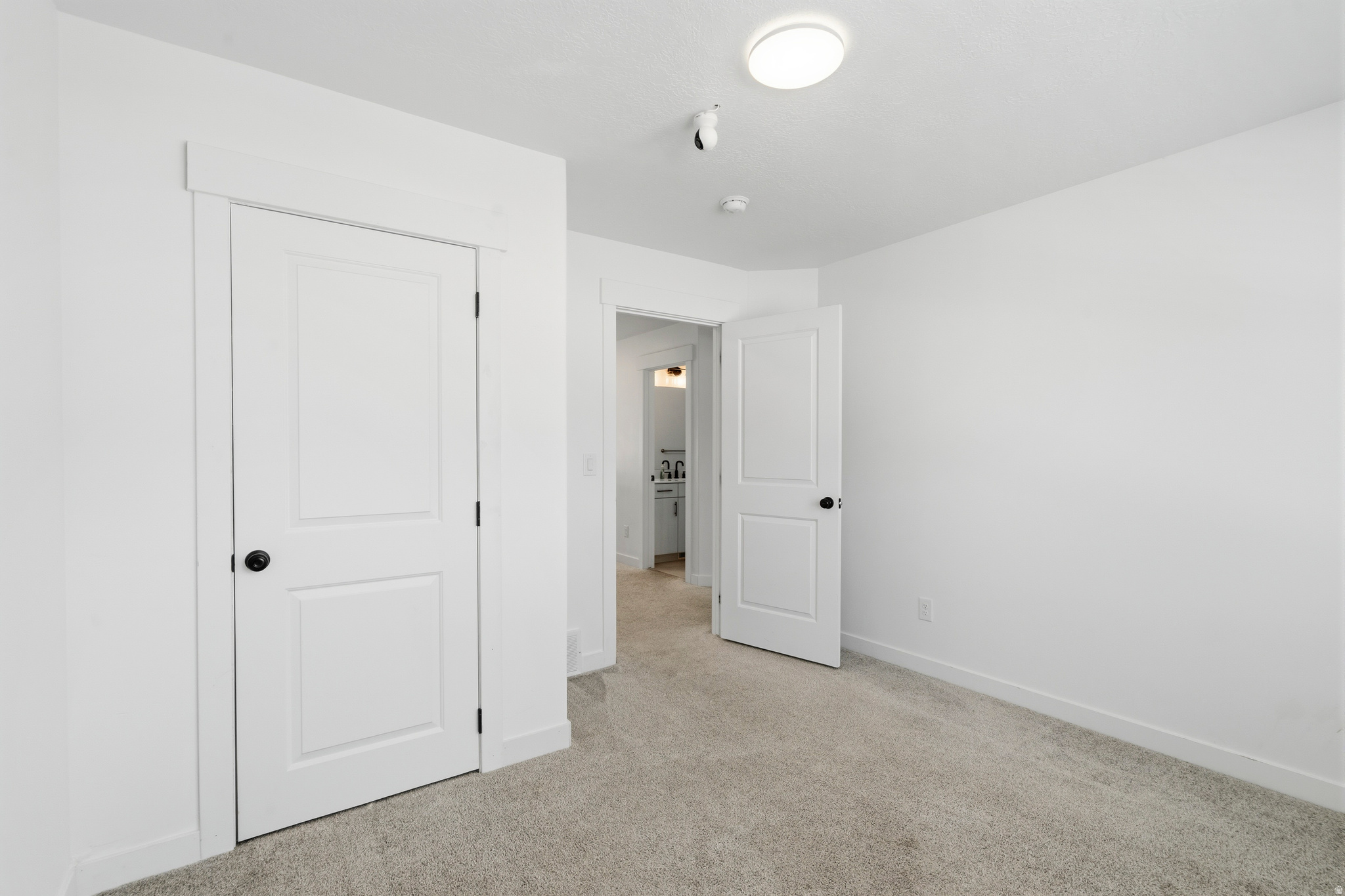 WOODLAND VIEW - Residential