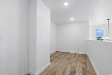 Tiny photo for 244 N 200 E, Salem, UT 84653 (MLS # 2161728)