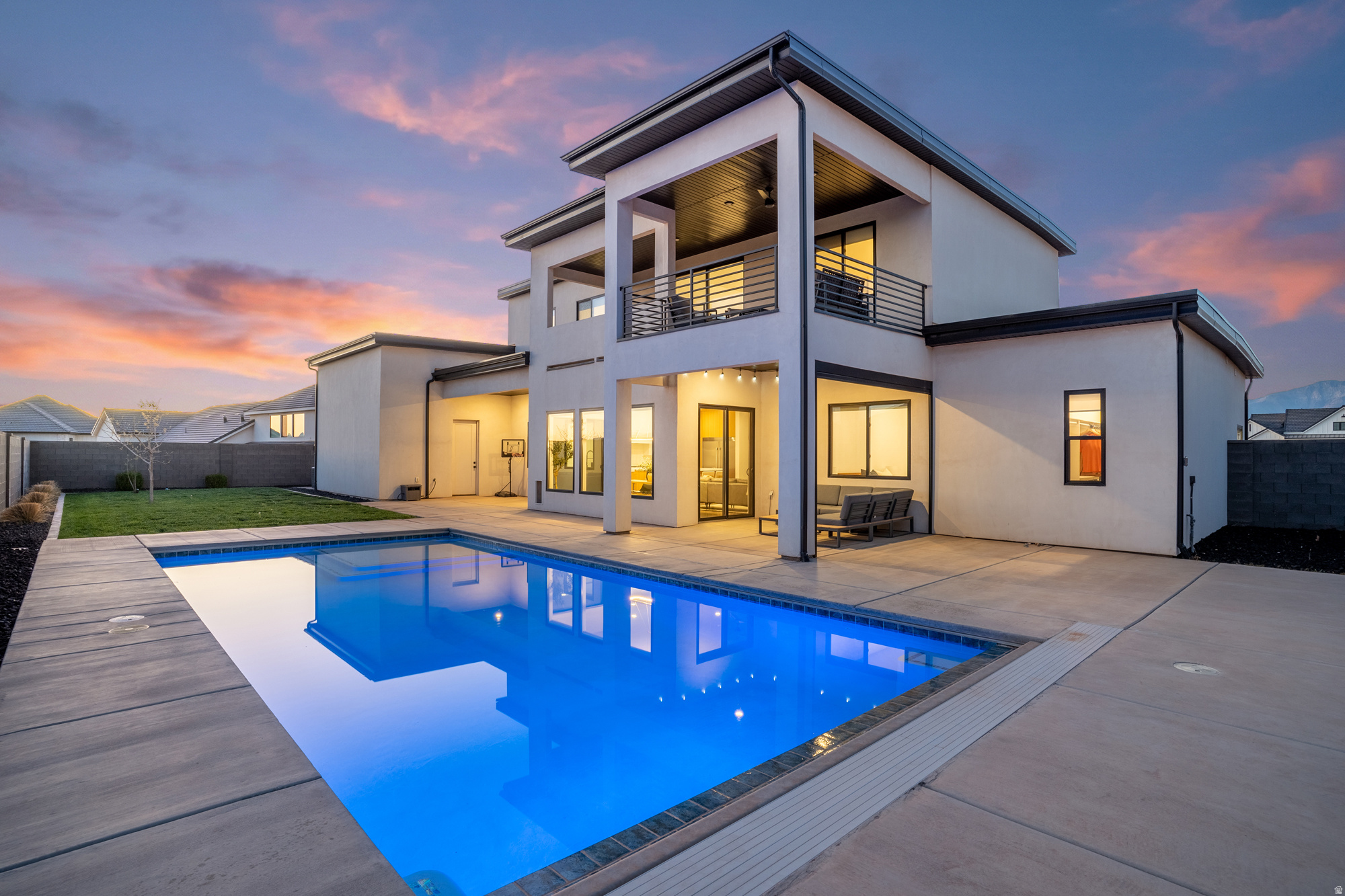 RUSTED HILLS PH 4 - Residential