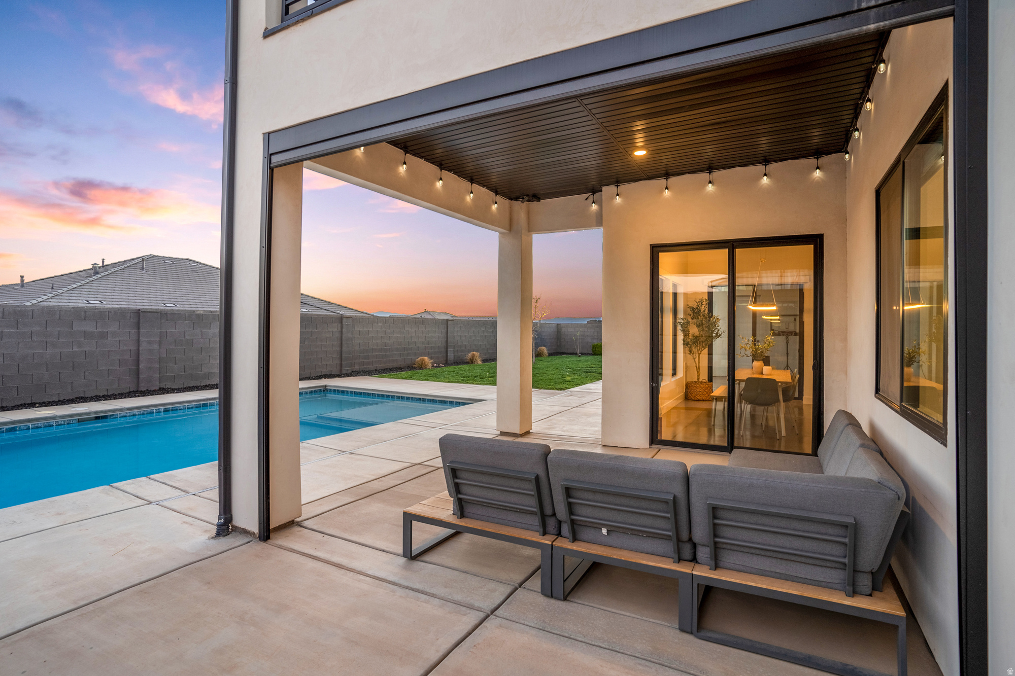 RUSTED HILLS PH 4 - Residential