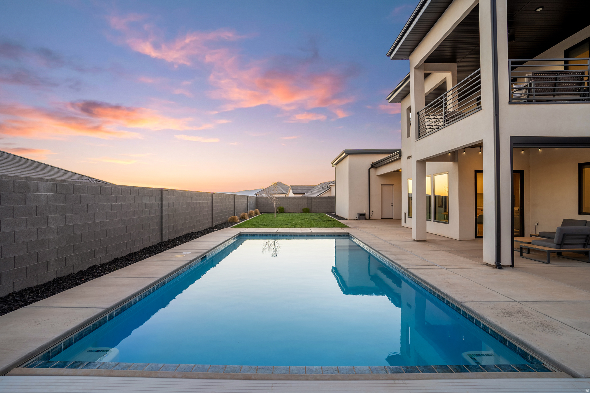 RUSTED HILLS PH 4 - Residential