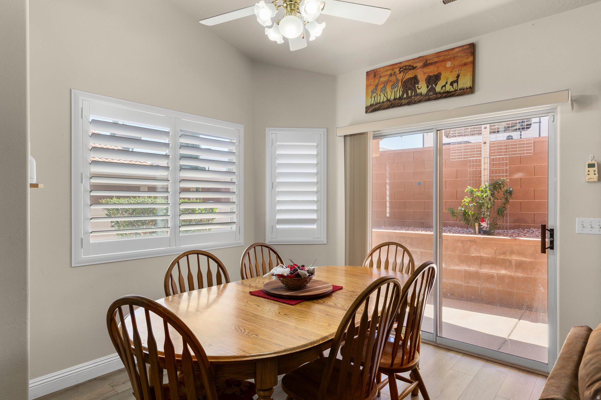 RIDGEPOINTE - Residential