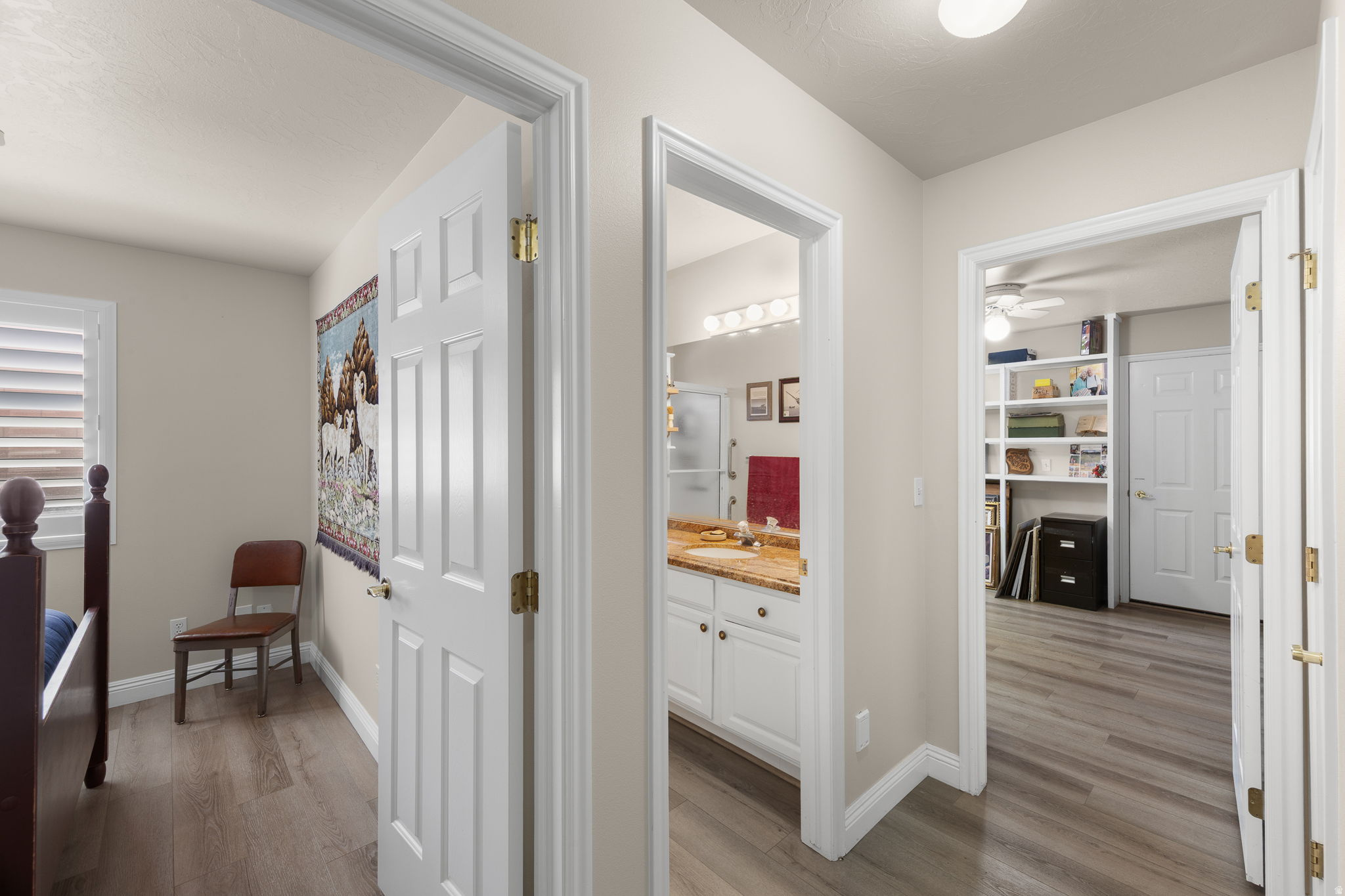 RIDGEPOINTE - Residential