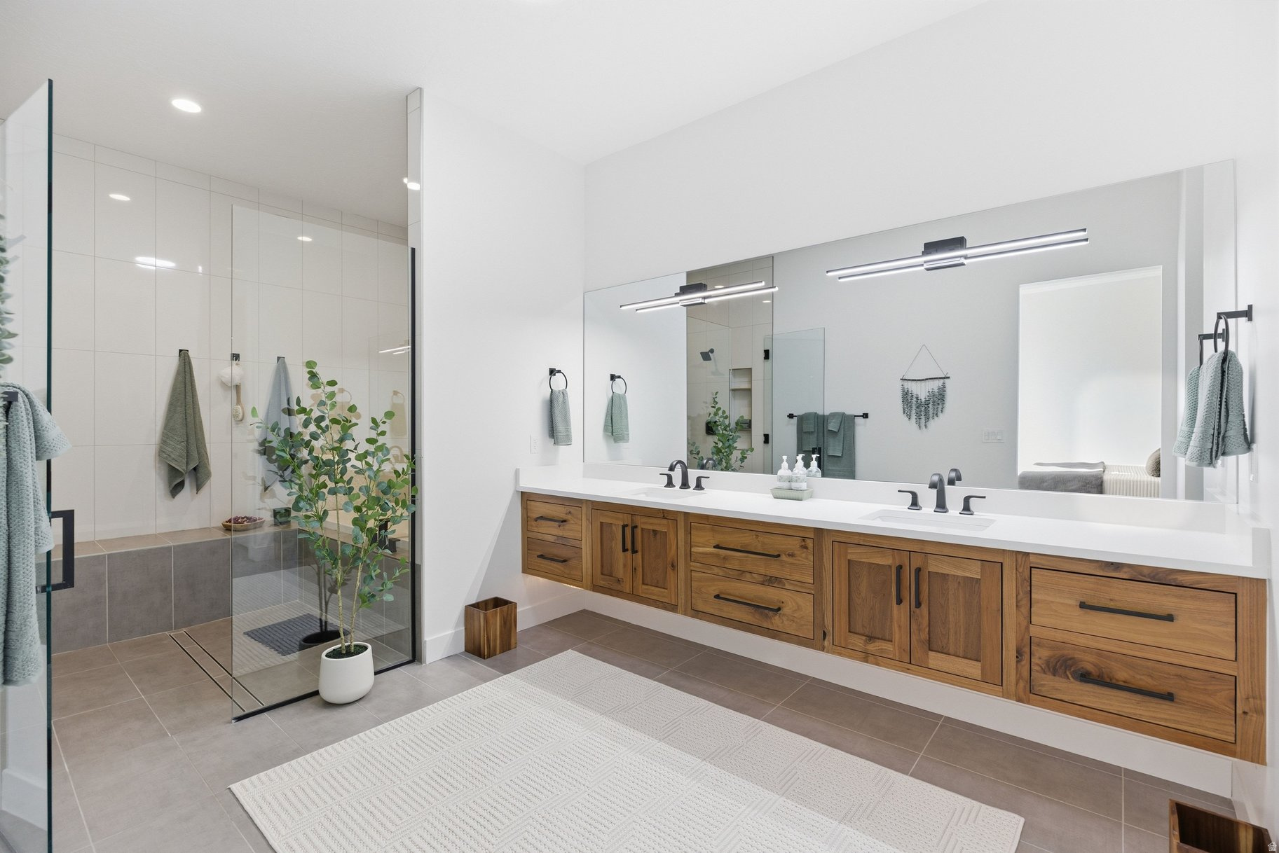 LEDGES OF ST GEORGE PH 10 - Residential