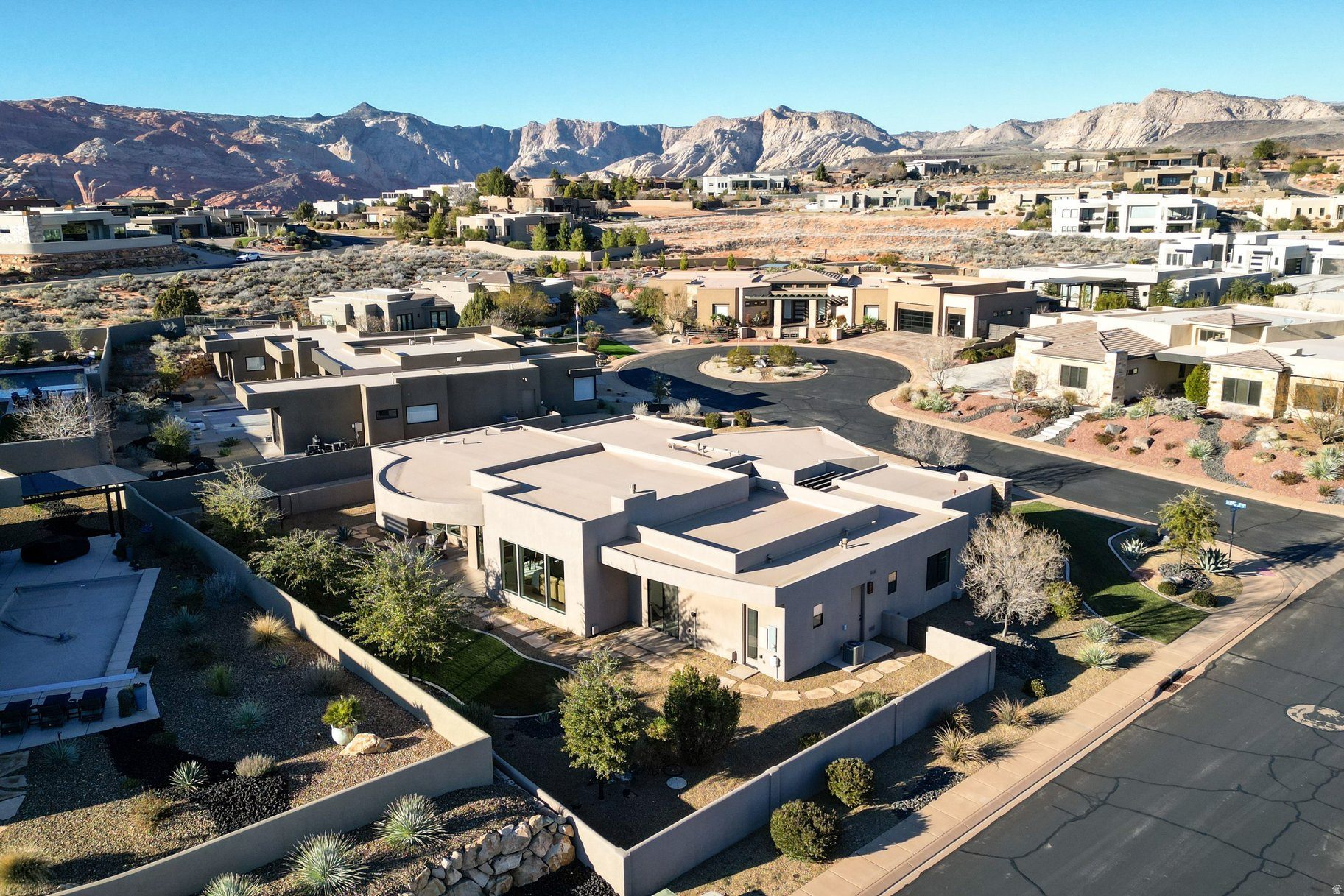 LEDGES OF ST GEORGE PH 10 - Residential