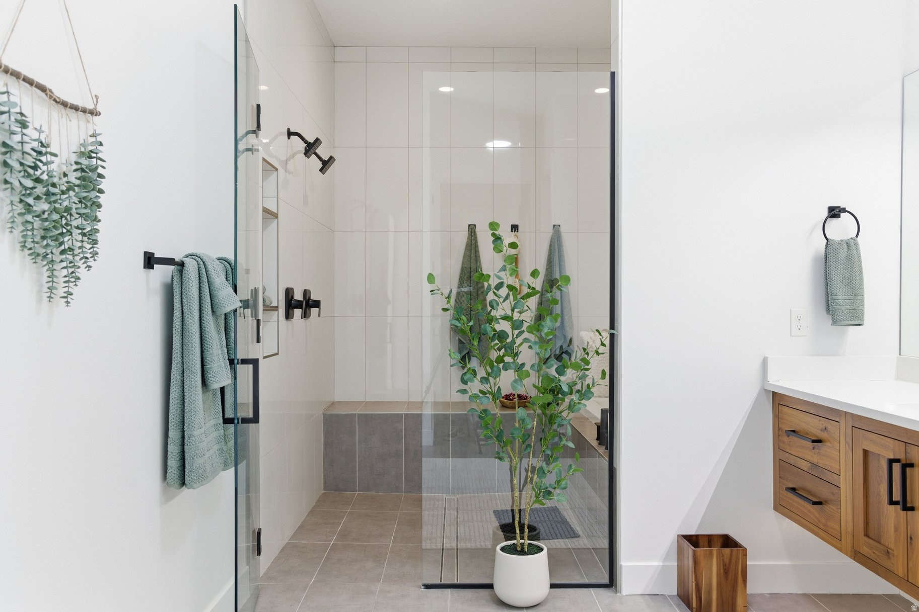 LEDGES OF ST GEORGE PH 10 - Residential