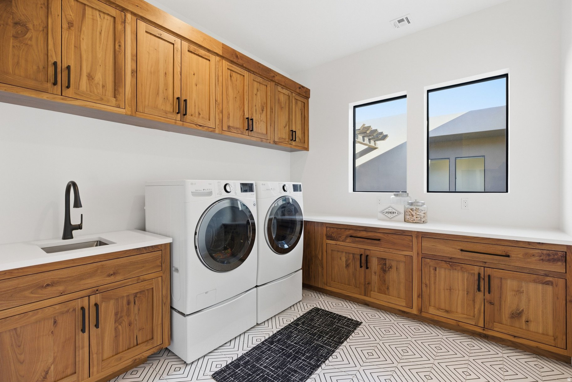 LEDGES OF ST GEORGE PH 10 - Residential