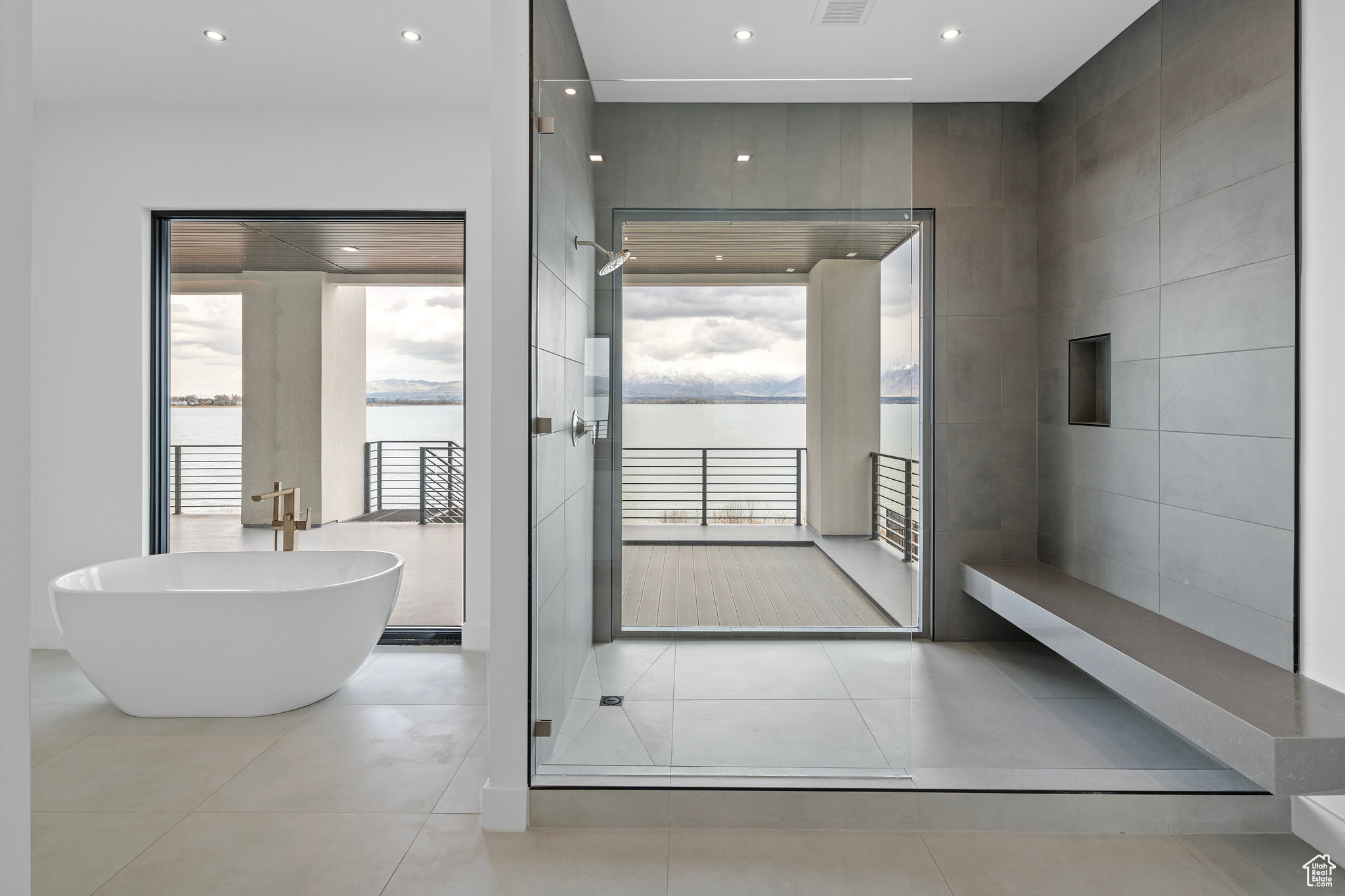 WILTSHIRE ESTATES - Residential