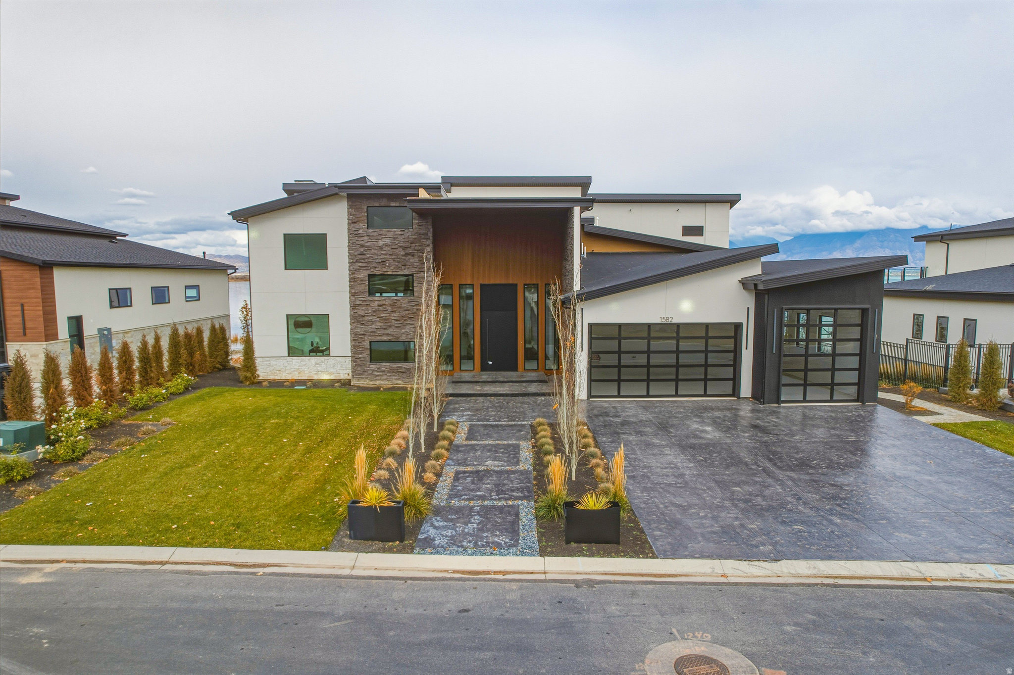 WILTSHIRE ESTATES - Residential