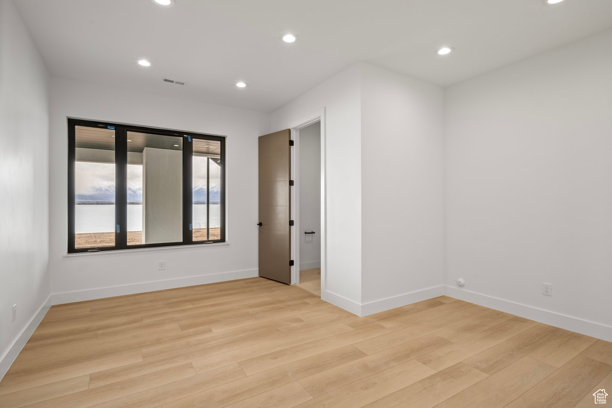 WILTSHIRE ESTATES - Residential