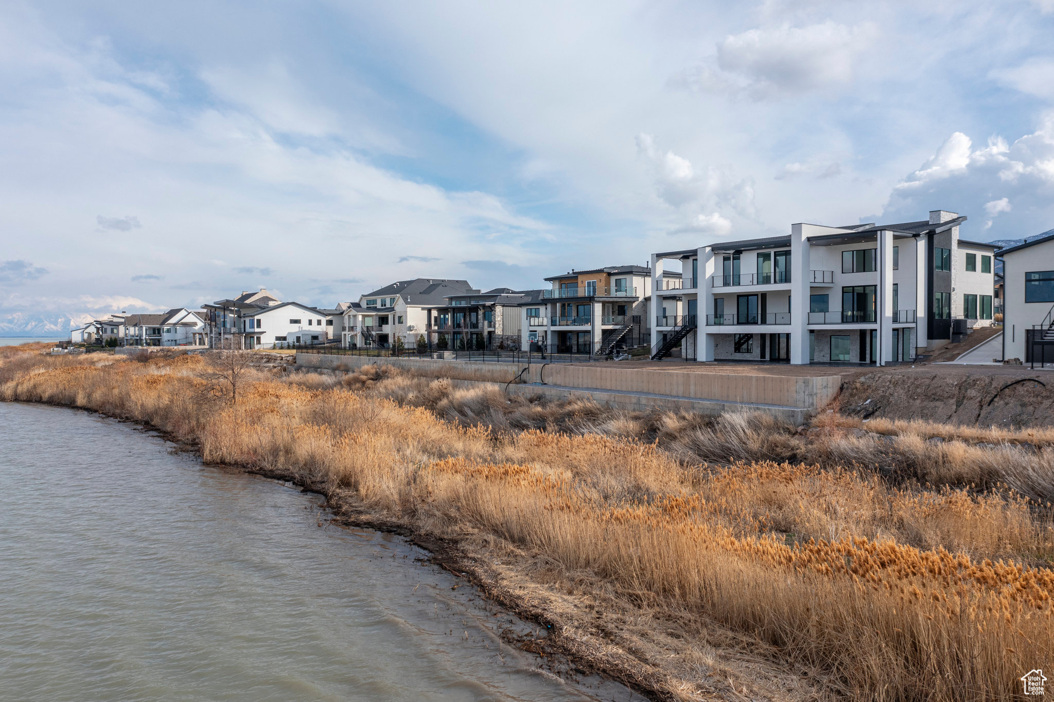 WILTSHIRE ESTATES - Residential