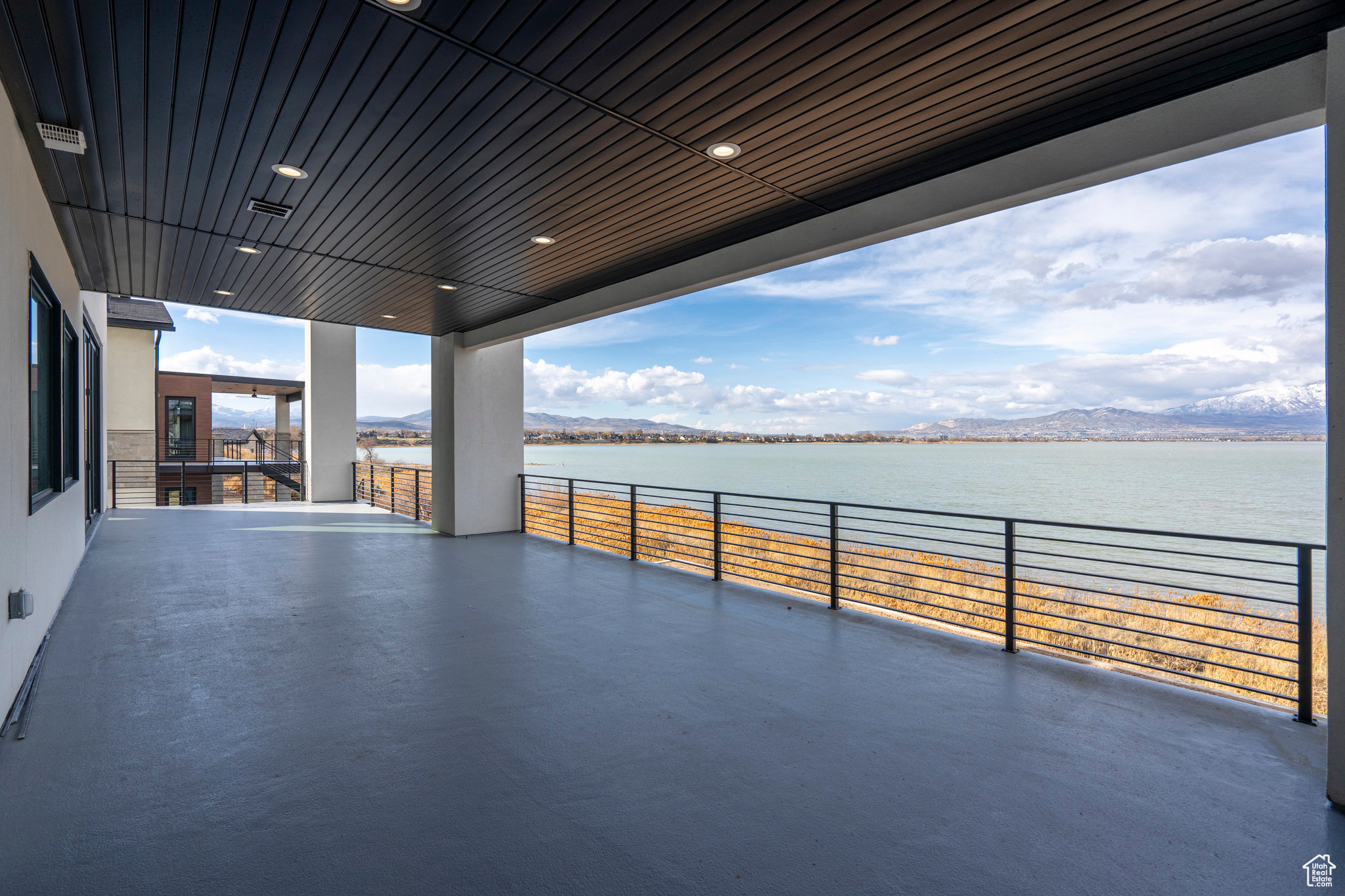 WILTSHIRE ESTATES - Residential