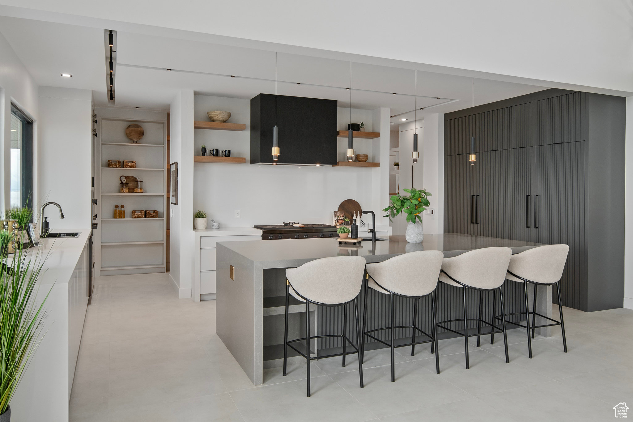 WILTSHIRE ESTATES - Residential