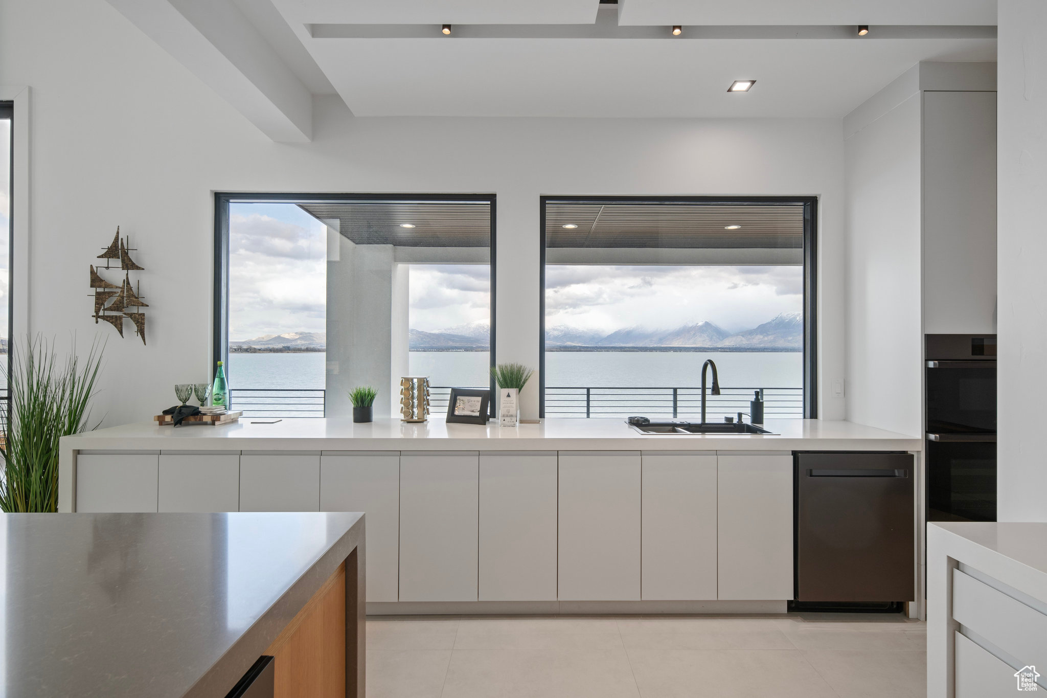 WILTSHIRE ESTATES - Residential