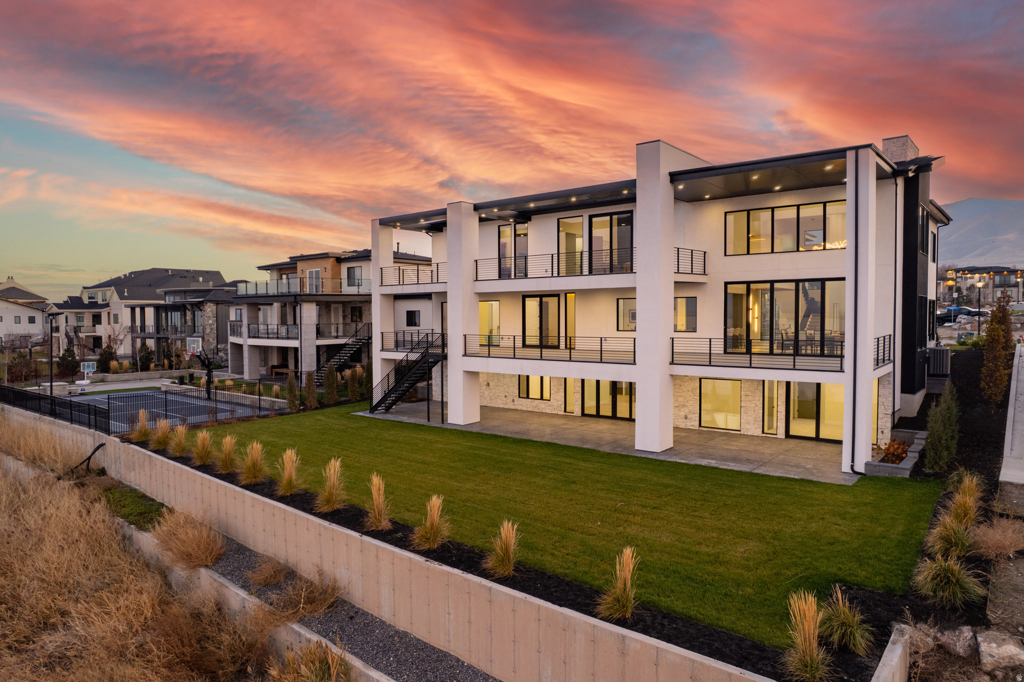 WILTSHIRE ESTATES - Residential