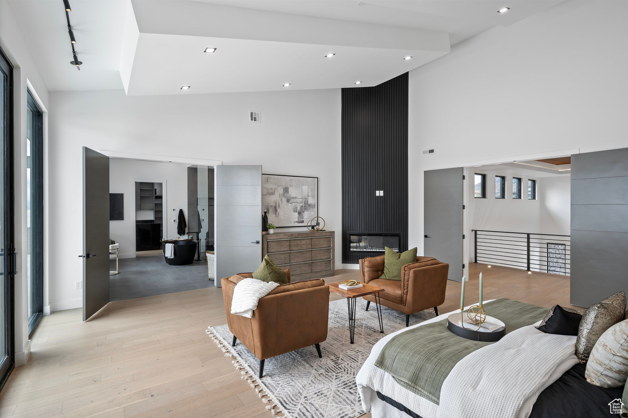 WILTSHIRE ESTATES - Residential