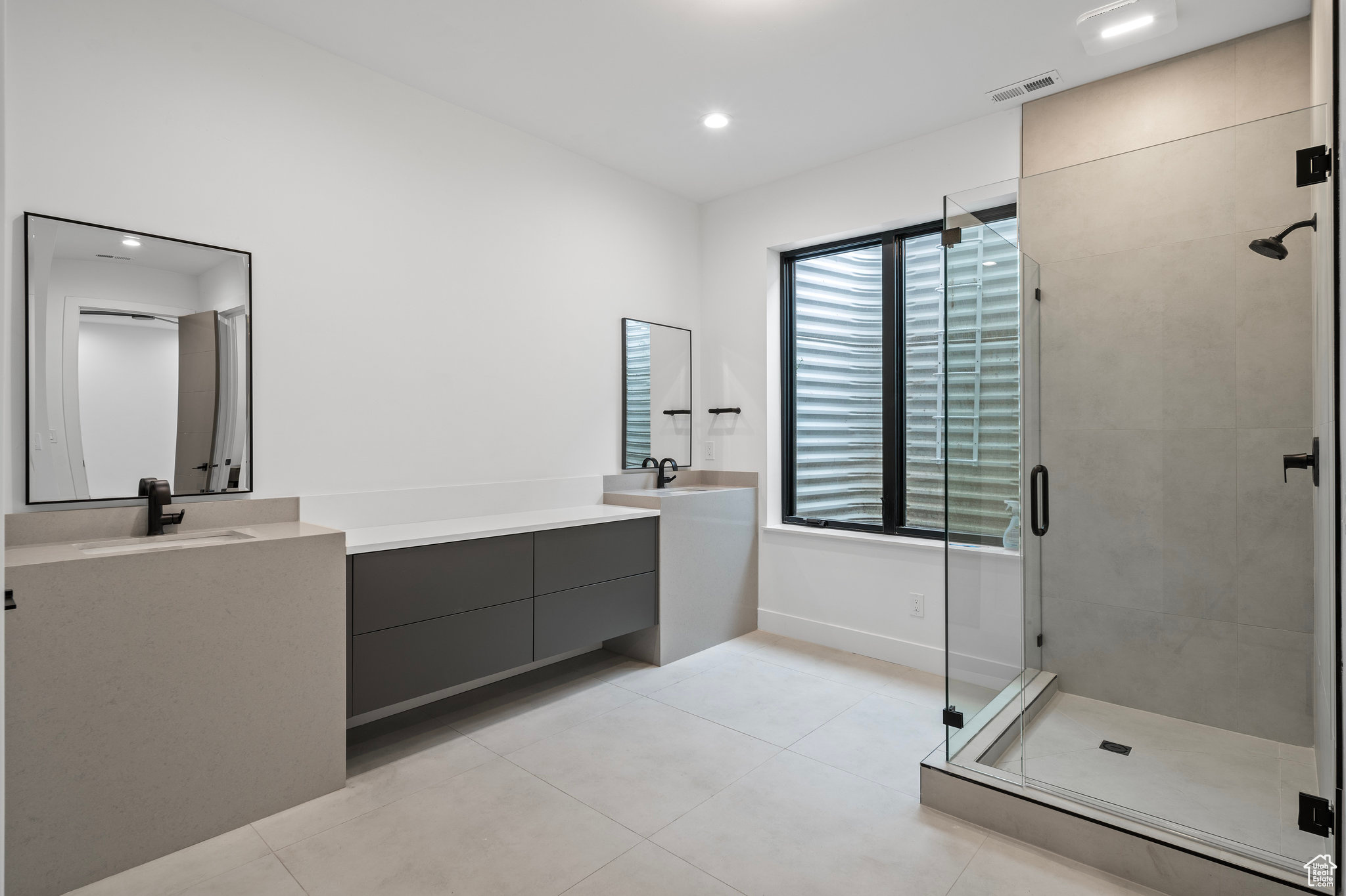 WILTSHIRE ESTATES - Residential