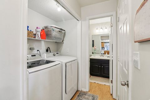 Tiny photo for 1107 W 450 S, Layton, UT 84041 (MLS # 2148519)