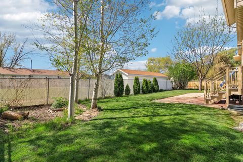 Tiny photo for 1107 W 450 S, Layton, UT 84041 (MLS # 2148519)