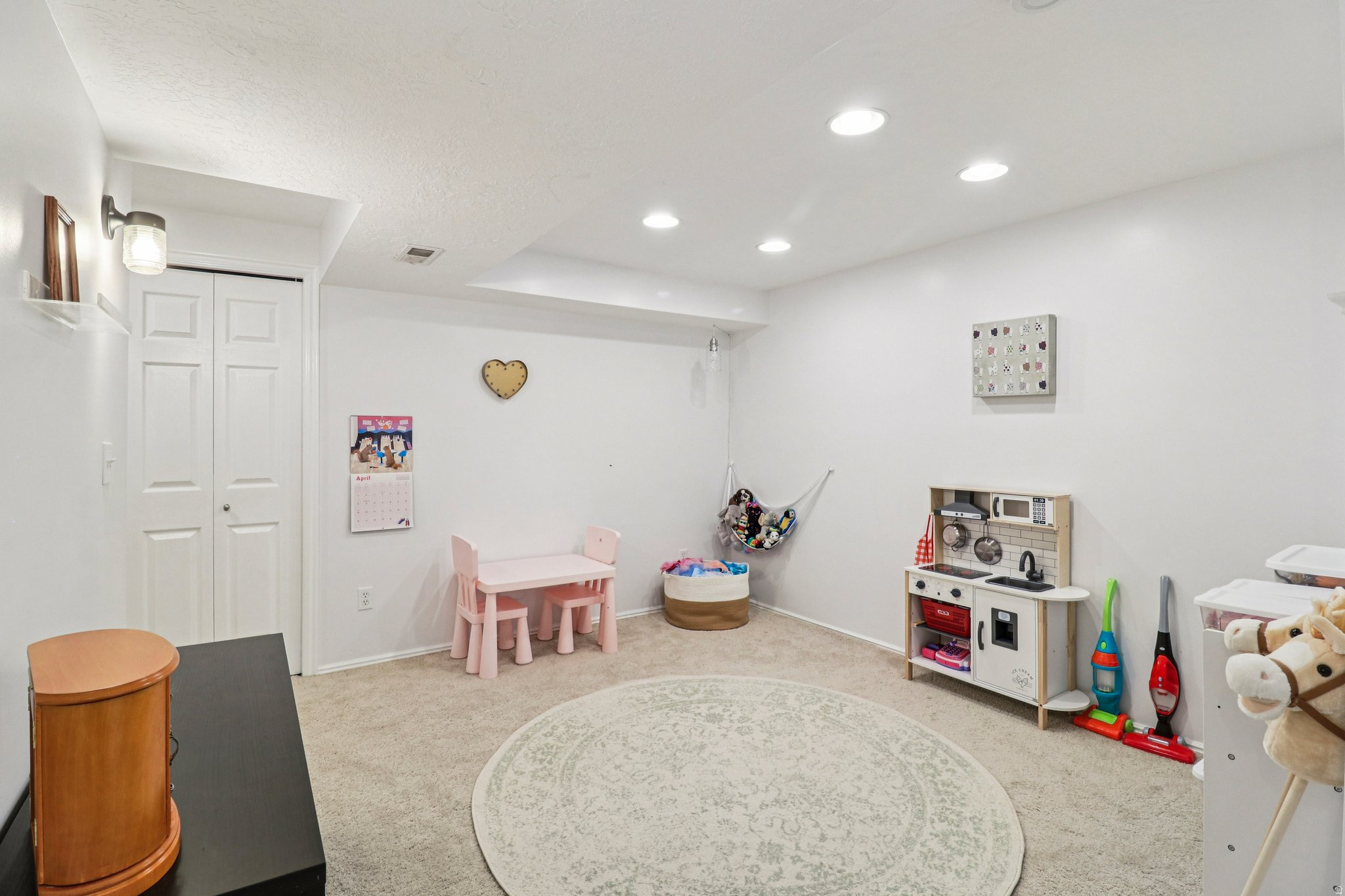 GREENBRIAR WEST NO 6 - Residential