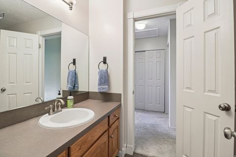 Tiny photo for 1107 W 450 S, Layton, UT 84041 (MLS # 2148519)