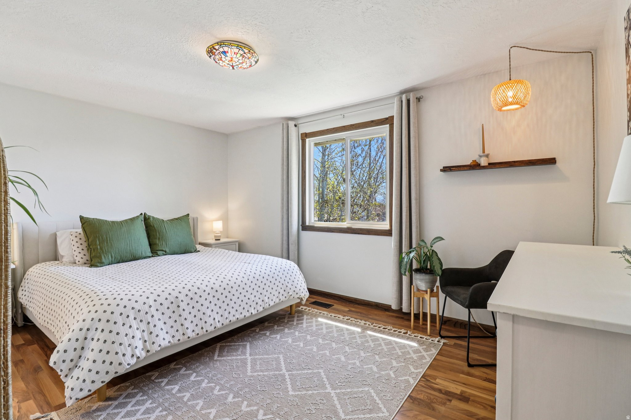 GREENBRIAR WEST NO 6 - Residential