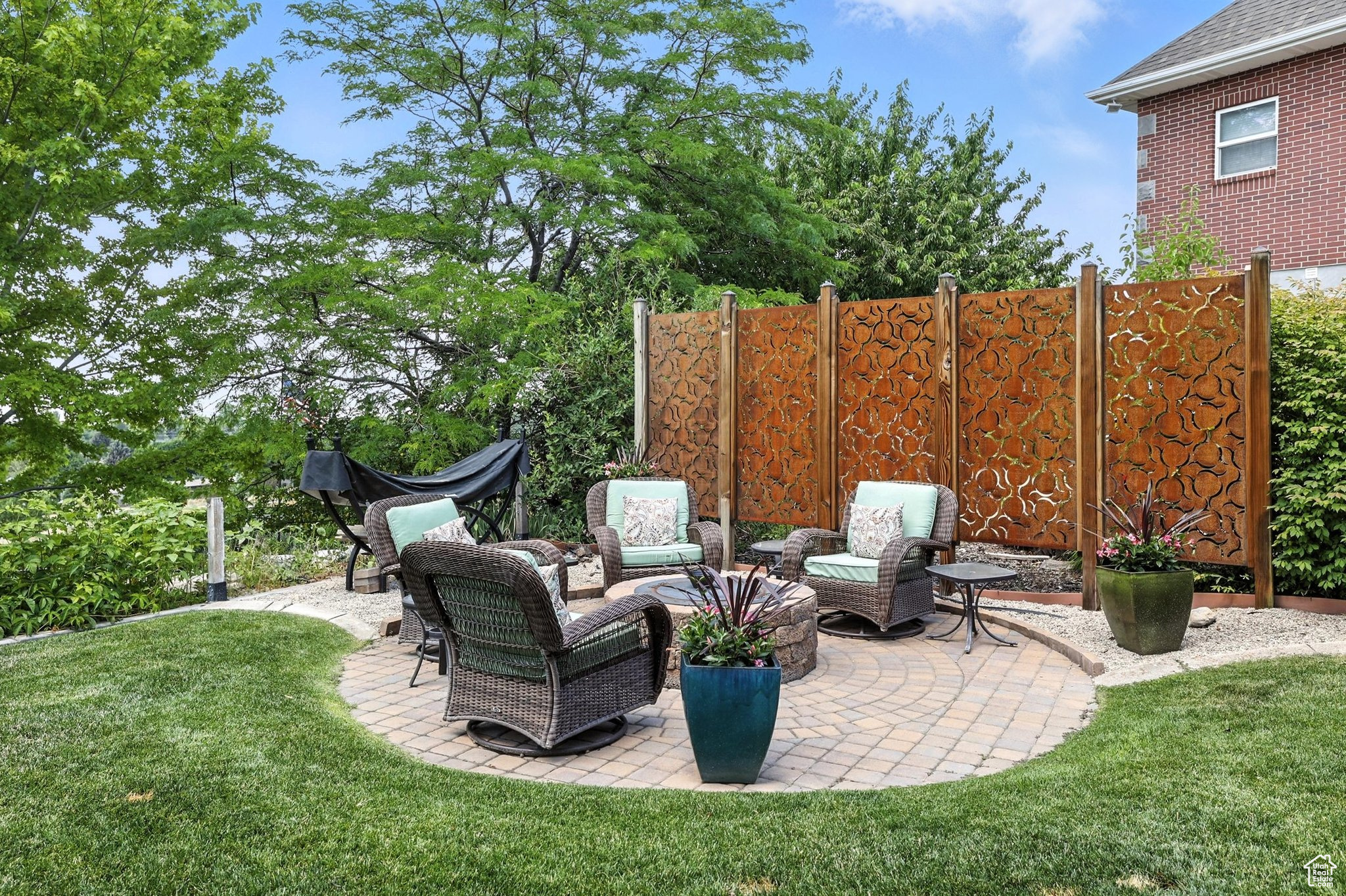 Logan, Utah 84341, United States, 6 Bedrooms Bedrooms, ,6 BathroomsBathrooms,Residential,Active,182195