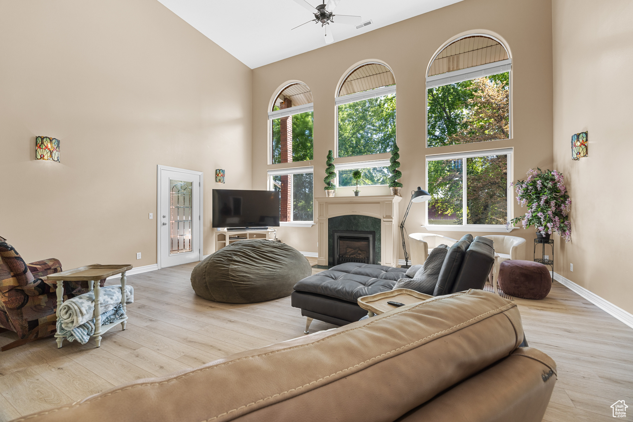 ASPEN GROVE - Residential