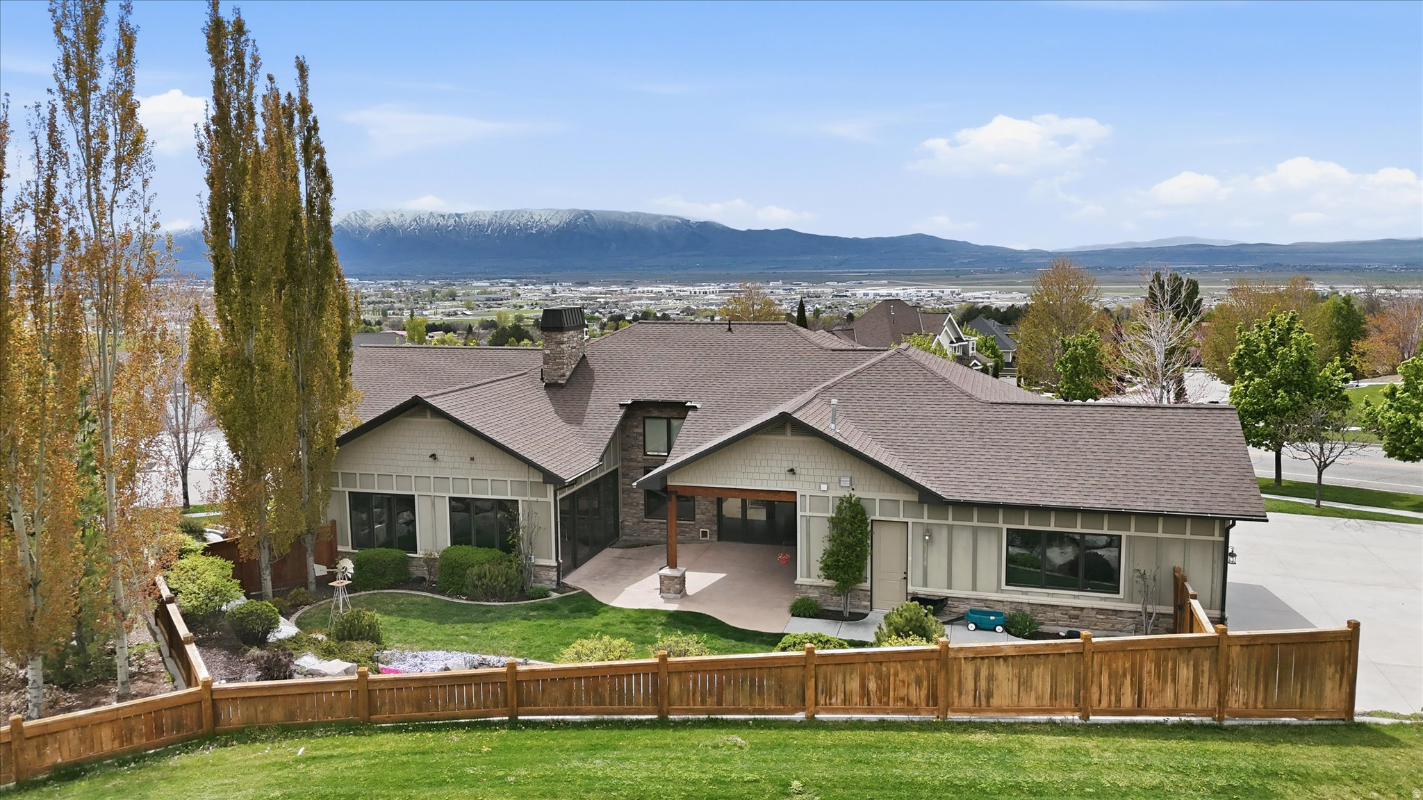 SHADOW BLUFF ESTATES - Residential
