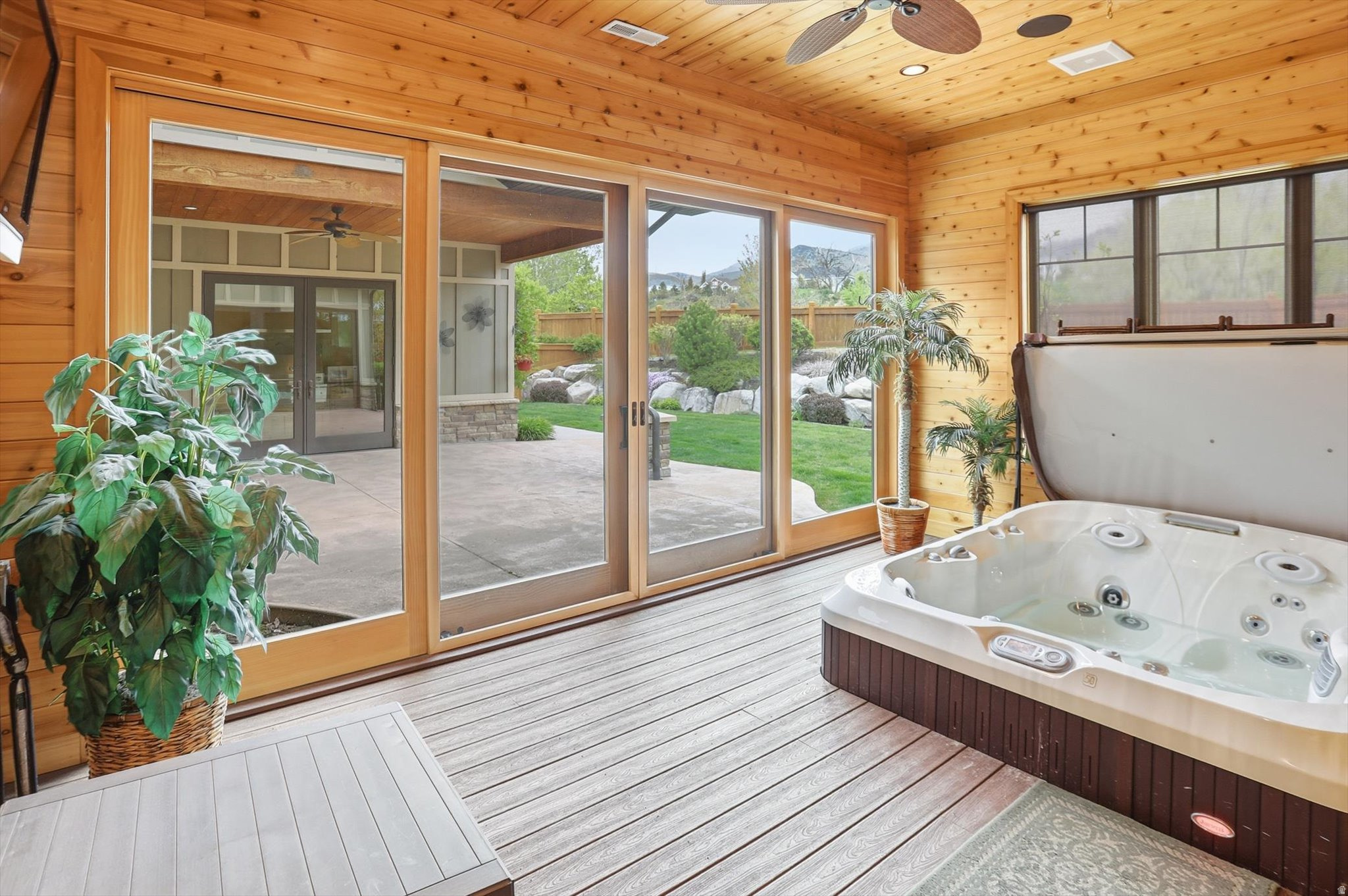 SHADOW BLUFF ESTATES - Residential